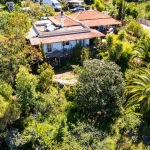 Olivares, a Canarian house located in a small oasis of tranquility with beautiful views